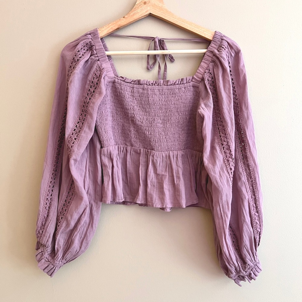 American Eagle Mauve Purple Smocked Peplum Blouse Crochet Lace Balloon Sleeve M